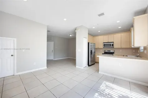 623 NE 21st Terrace Homestead FL 33033