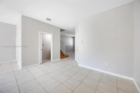 623 NE 21st Terrace Homestead FL 33033
