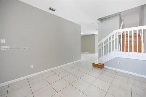 623 NE 21st Terrace Homestead FL 33033