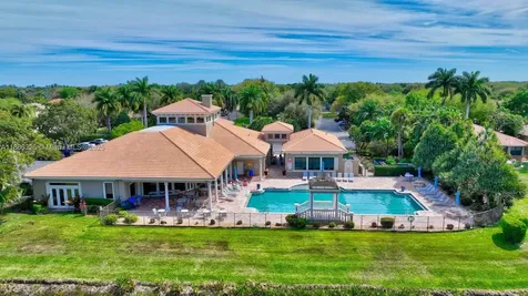 11034 Via San Remo Boynton Beach FL 33437