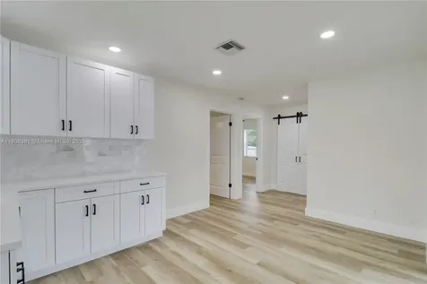 503 Oak Terrace Jupiter FL 33458