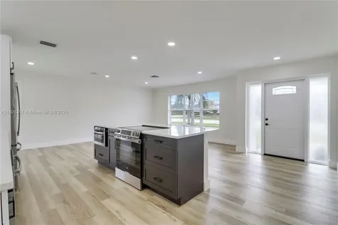 503 Oak Terrace Jupiter FL 33458