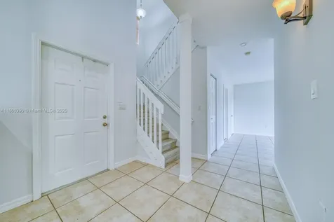 9018 SW 211th Lane Cutler Bay FL 33189