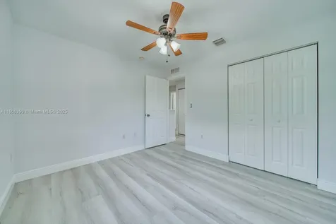 9018 SW 211th Lane Cutler Bay FL 33189