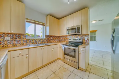 9018 SW 211th Lane Cutler Bay FL 33189