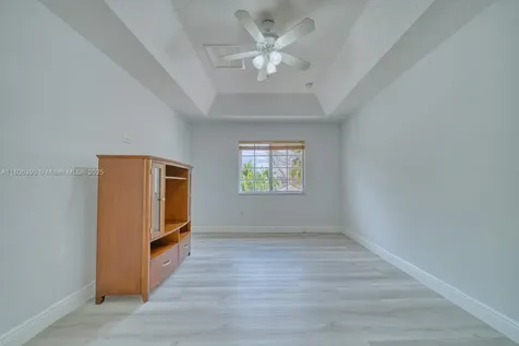 9018 SW 211th Lane Cutler Bay FL 33189