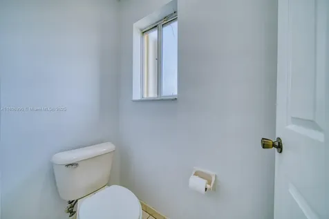 9018 SW 211th Lane Cutler Bay FL 33189