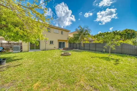 9018 SW 211th Lane Cutler Bay FL 33189