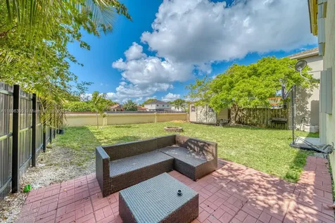 9018 SW 211th Lane Cutler Bay FL 33189