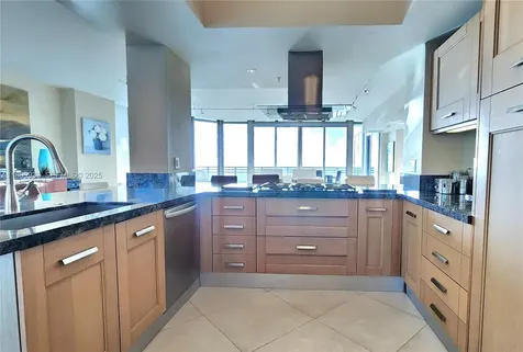 3535 S Ocean Drive Hollywood FL 33019