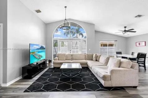 18311 NW 19th Street Pembroke Pines FL 33029