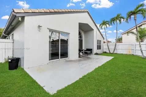 18311 NW 19th Street Pembroke Pines FL 33029