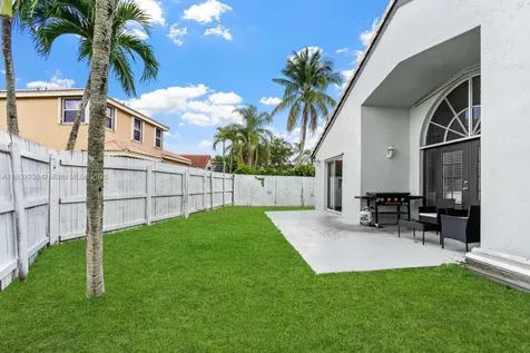 18311 NW 19th Street Pembroke Pines FL 33029
