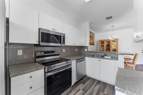 4011 NW 92nd Avenue Sunrise FL 33351