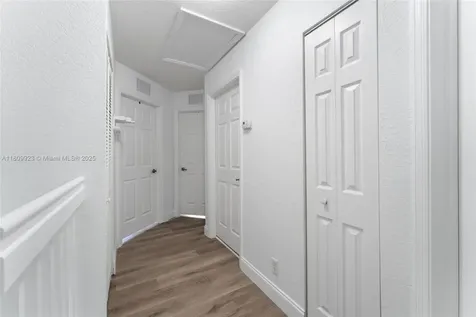 4011 NW 92nd Avenue Sunrise FL 33351