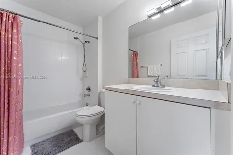 4011 NW 92nd Avenue Sunrise FL 33351