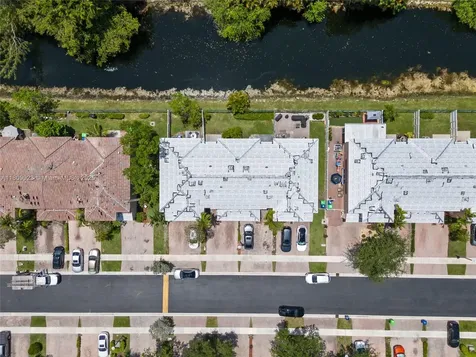 4011 NW 92nd Avenue Sunrise FL 33351
