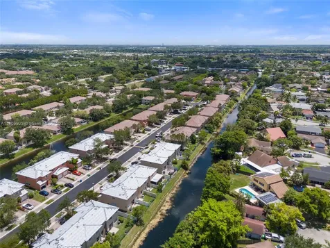 4011 NW 92nd Avenue Sunrise FL 33351