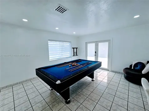 19115 Bel Aire Drive Cutler Bay FL 33157