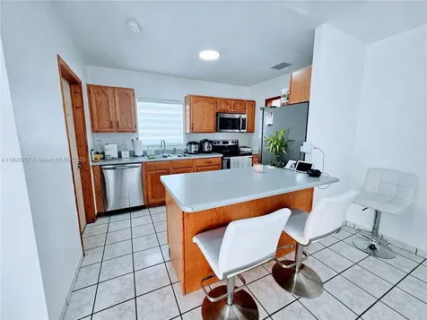 19115 Bel Aire Drive Cutler Bay FL 33157