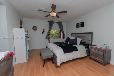 665 NE 195th Street Miami FL 33179