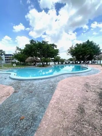 665 NE 195th Street Miami FL 33179