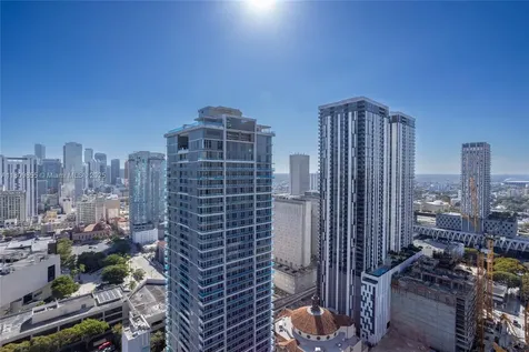 159 NE 6th Street Miami FL 33132