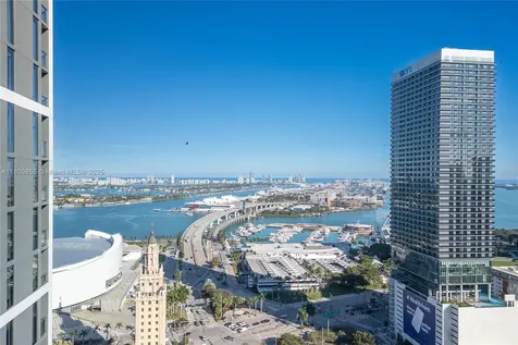 159 NE 6th Street Miami FL 33132