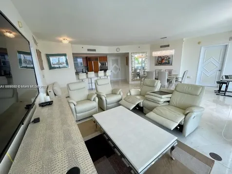 400 Alton Road Miami Beach FL 33139