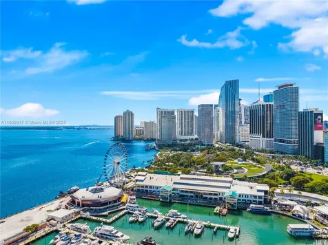 159 NE 6th Street Miami FL 33132