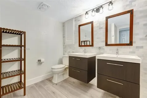 651 E Lake Dasha Drive Plantation FL 33324