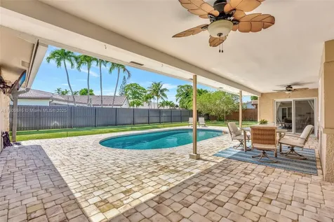 651 E Lake Dasha Drive Plantation FL 33324