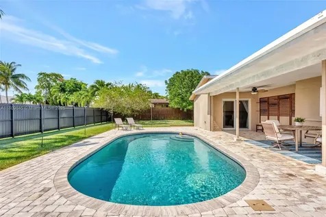 651 E Lake Dasha Drive Plantation FL 33324