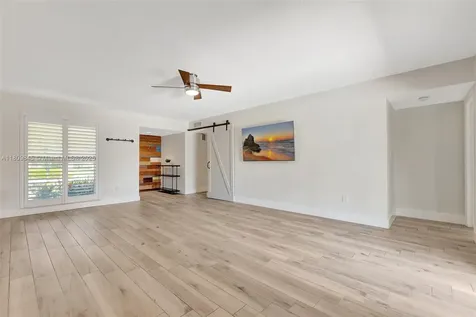 651 E Lake Dasha Drive Plantation FL 33324