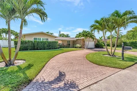 651 E Lake Dasha Drive Plantation FL 33324