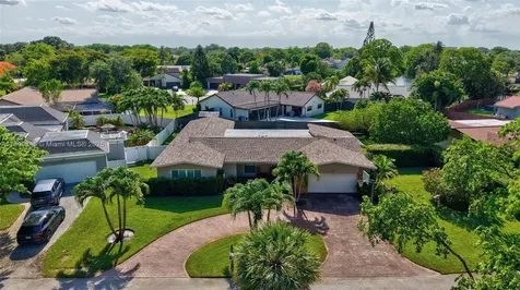 651 E Lake Dasha Drive Plantation FL 33324