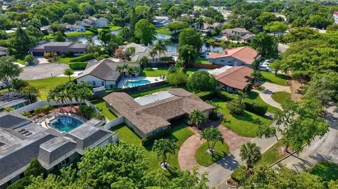 651 E Lake Dasha Drive Plantation FL 33324
