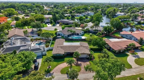 651 E Lake Dasha Drive Plantation FL 33324