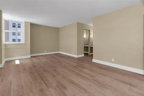 1904 S Ocean Drive Hallandale Beach FL 33009