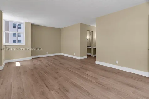 1904 S Ocean Drive Hallandale Beach FL 33009