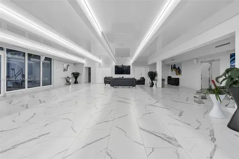 1904 S Ocean Drive Hallandale Beach FL 33009
