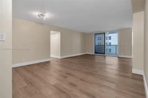 1904 S Ocean Drive Hallandale Beach FL 33009