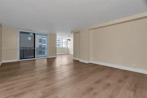 1904 S Ocean Drive Hallandale Beach FL 33009