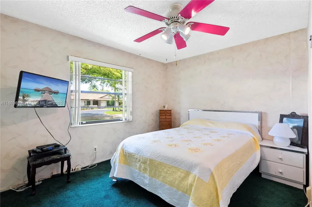 988 NW 110th Avenue Coral Springs FL 33071