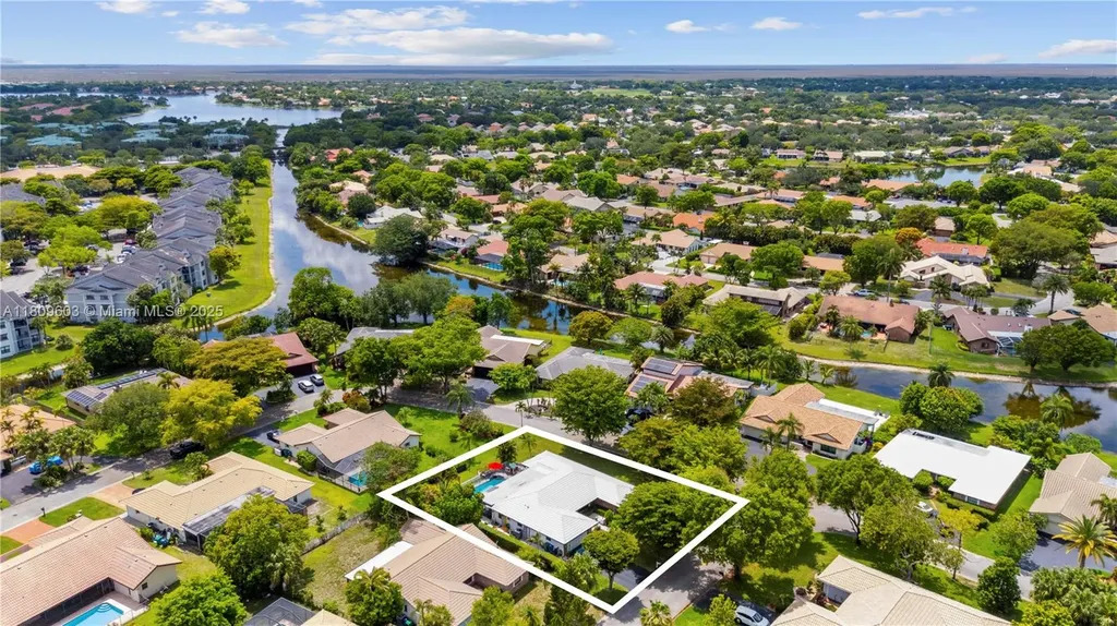 988 NW 110th Avenue Coral Springs FL 33071