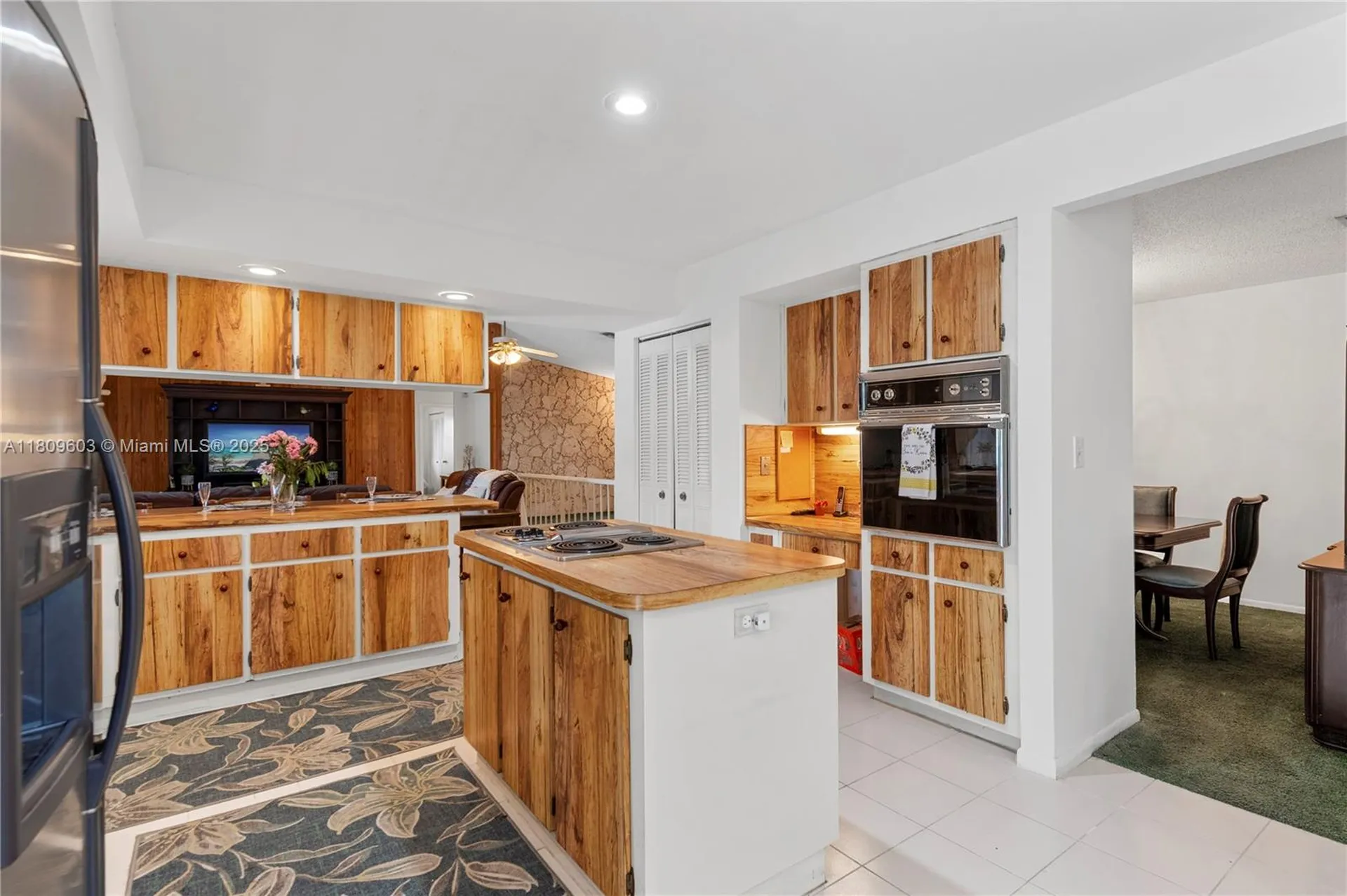 988 NW 110th Avenue Coral Springs FL 33071