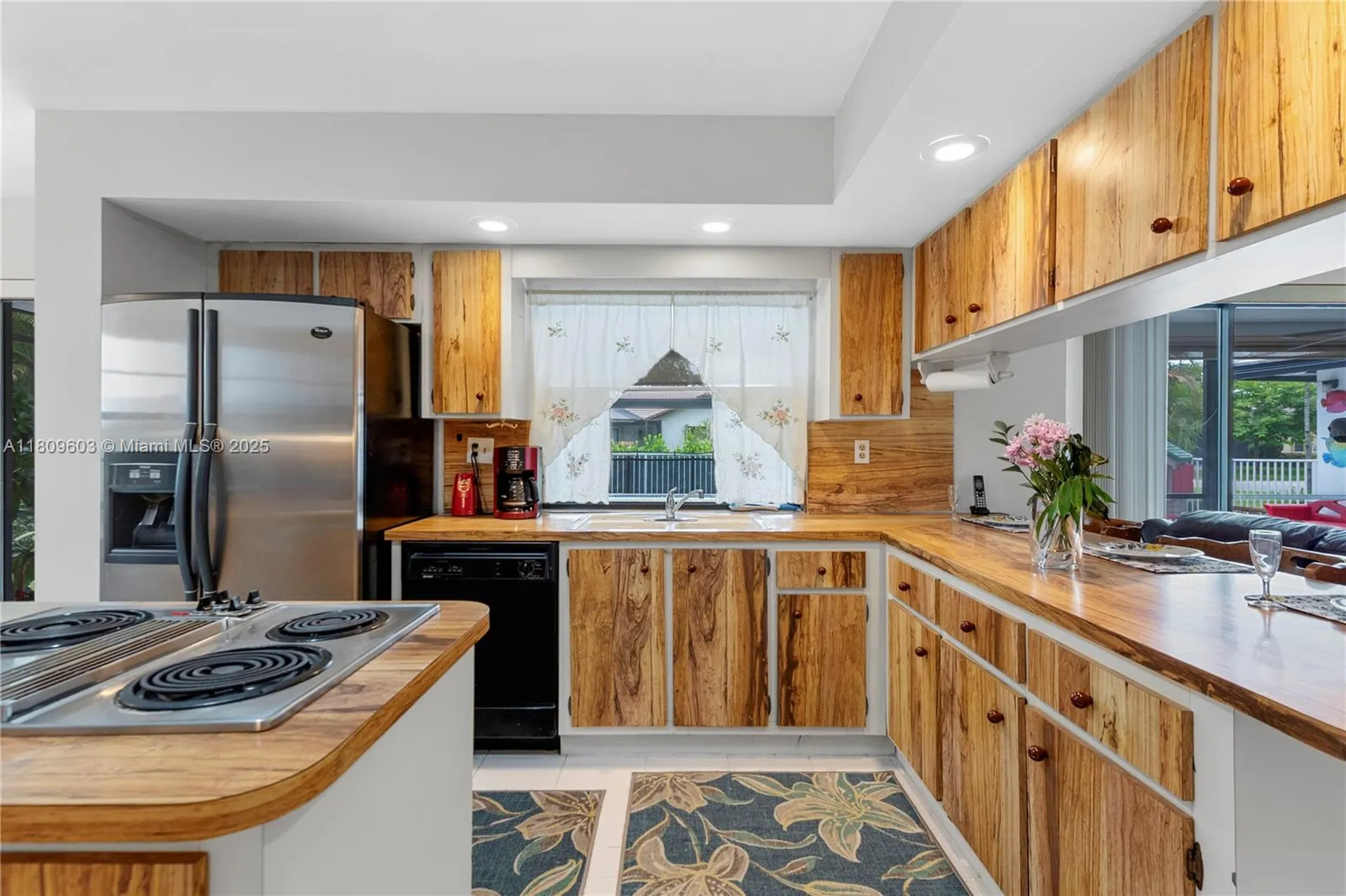 988 NW 110th Avenue Coral Springs FL 33071