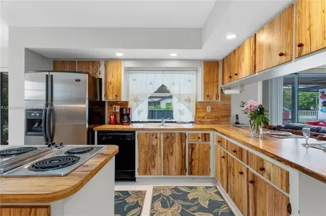 988 NW 110th Avenue Coral Springs FL 33071