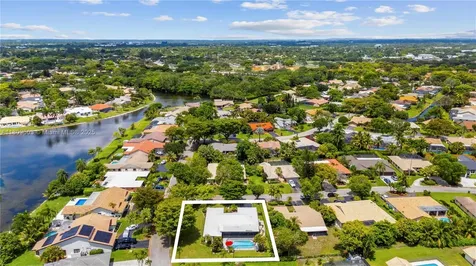 988 NW 110th Avenue Coral Springs FL 33071