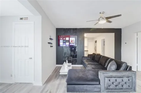6039 SW 38th Street Miramar FL 33023